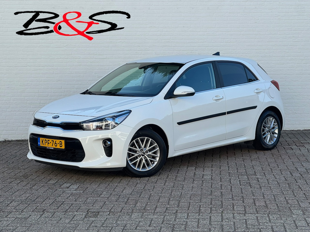 Kia Rio - 1.0 TGDI DynamicLine Camera Carplay Cruise Navigatie Clima Pdc All season banden - AutoWereld.nl