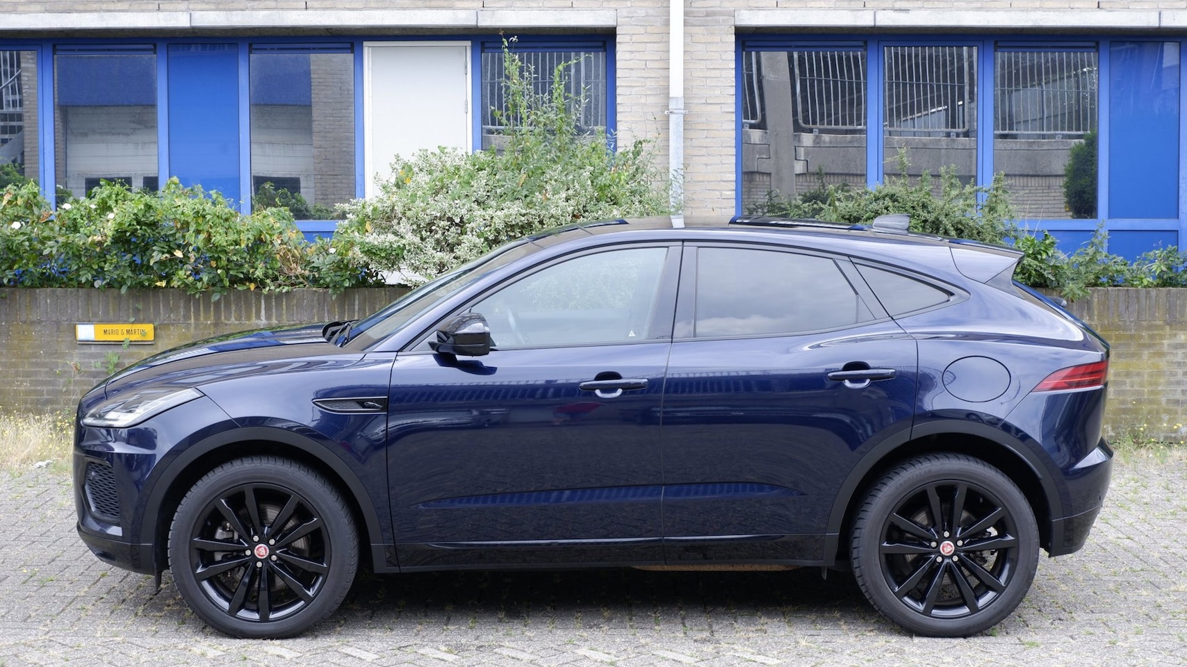 Jaguar E-Pace - 1.5 P300e AWD R-Dynamic S incl. BTW - AutoWereld.nl