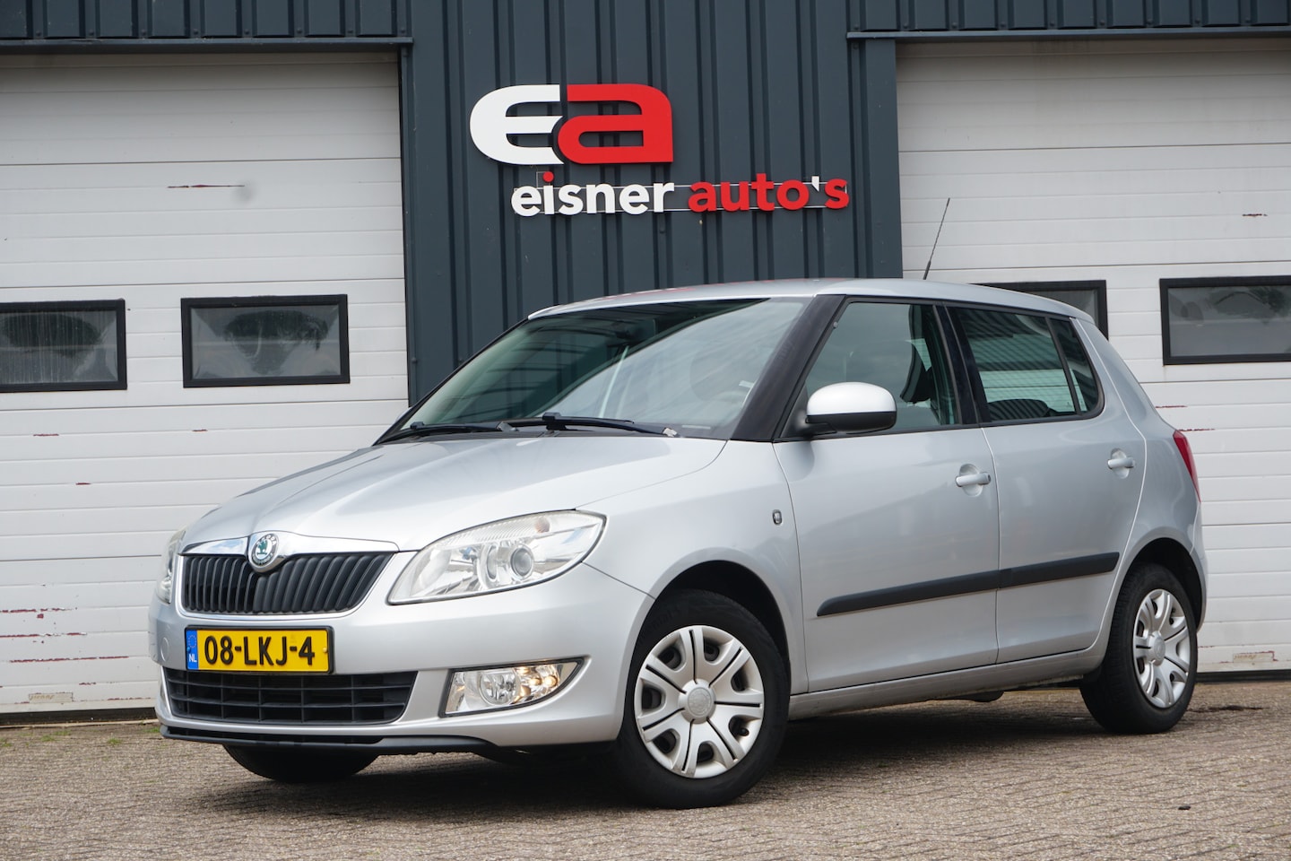 Skoda Fabia - 1.2 TSI Ambition | DEALERONDERHOUDEN | AIRCO | CRUISE | - AutoWereld.nl