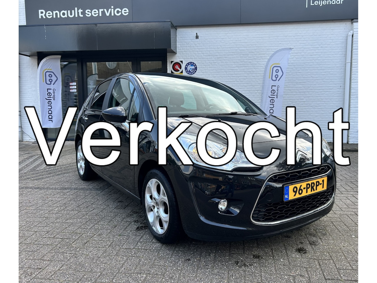 Citroën C3 - 1.4 VTi Exclusive | Automatische airco | Radio/cd | Trekhaak | Parkeersensoren - AutoWereld.nl