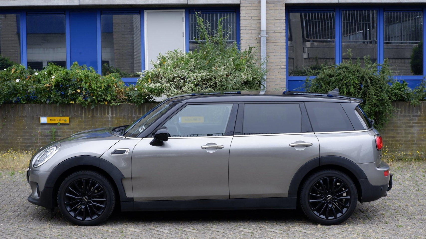 MINI Clubman - 1.5 Cooper Chili Serious Business - AutoWereld.nl