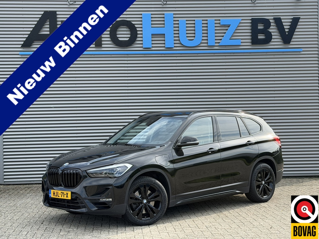 BMW X1 - xDrive25e Sport Line Trekhaak Carplay Harman-Kardon Stuurwielverwarming Stoelverwarming 18 - AutoWereld.nl
