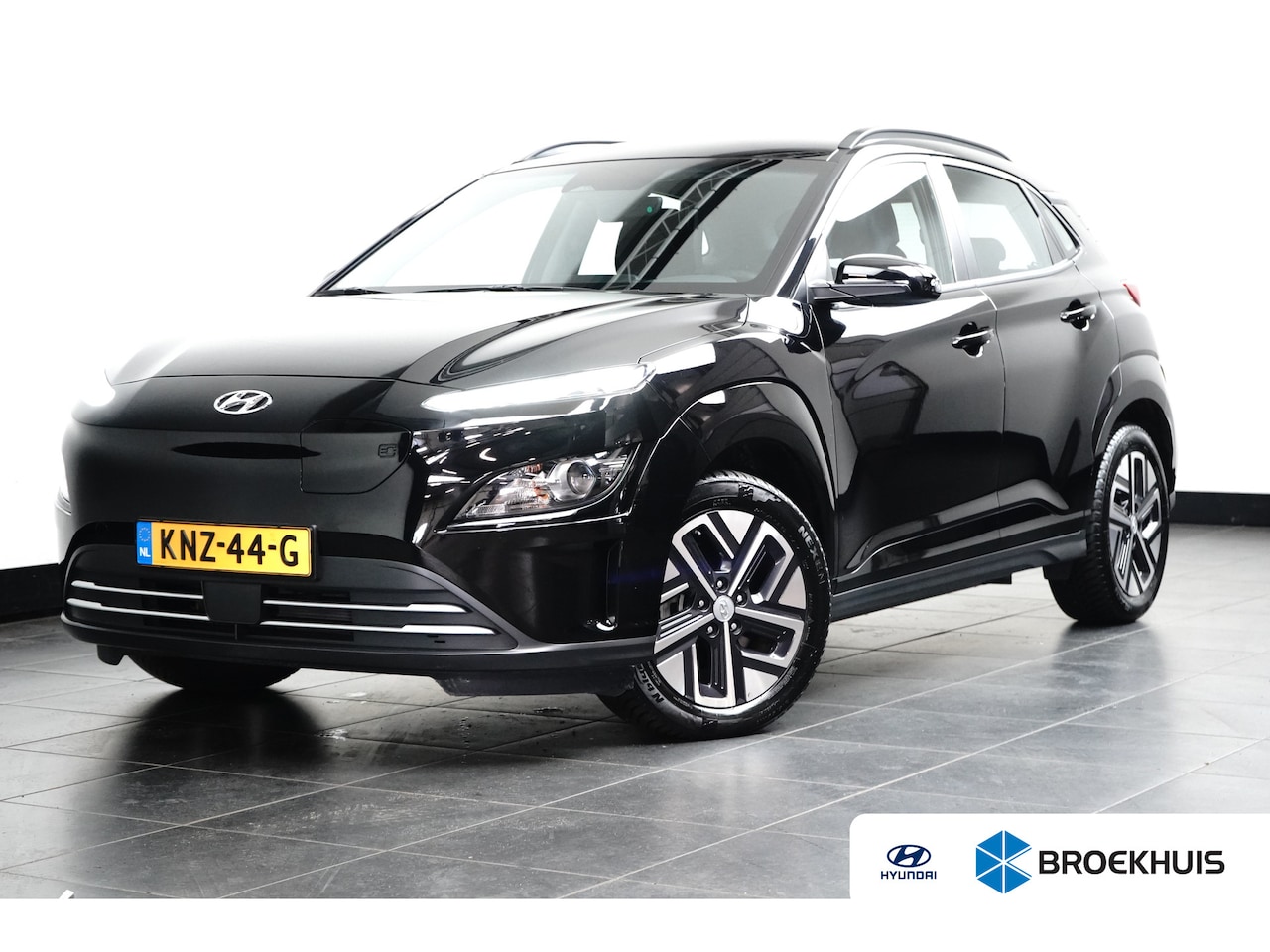 Hyundai Kona Electric - EV Comfort 39 kWh | Camera | Carplay | Climate controle | Bestuurdersstoel in hoogte verst - AutoWereld.nl