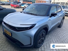 Toyota Urban Cruiser - Executive 61 kWh | Schuifdak | Leder | 360 graden camera | Dodehoek detectie | Carplay | A