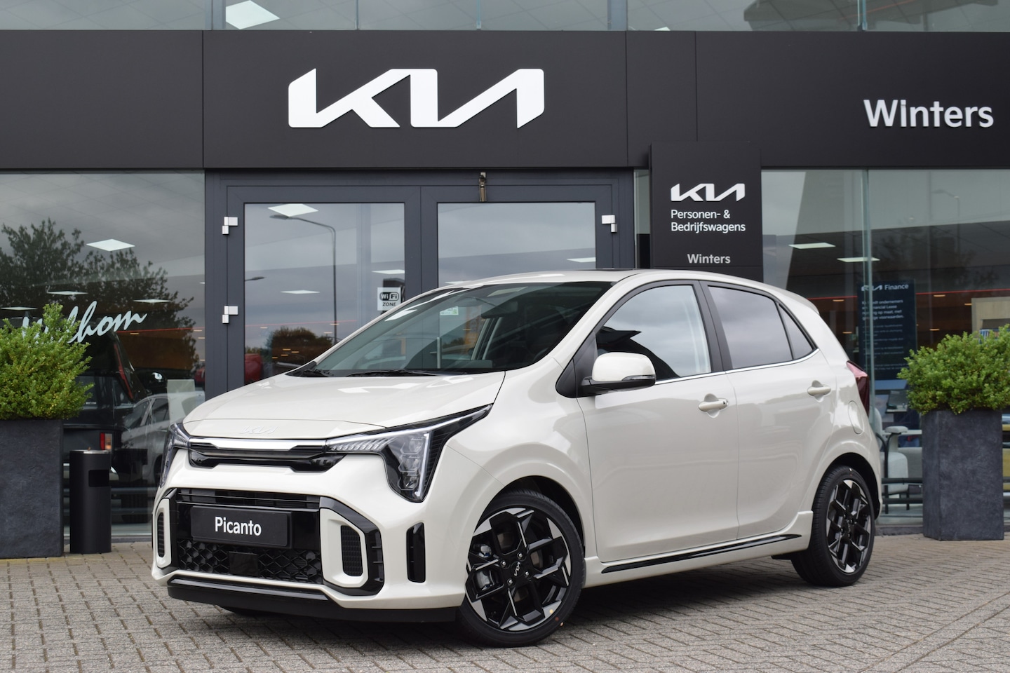 Kia Picanto - 1.0 GDi GT-Line | Climate Control | Schuif/ Kanteldak | Camera + Sensoren | Tot 10 Jr. Kia - AutoWereld.nl