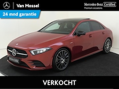 Mercedes-Benz A-klasse - 180 Premium Plus /Panoramadak /Burmester /19 Inch /Nightpakket