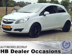 Opel Corsa - 1.0-12V '111' Edition - Airco