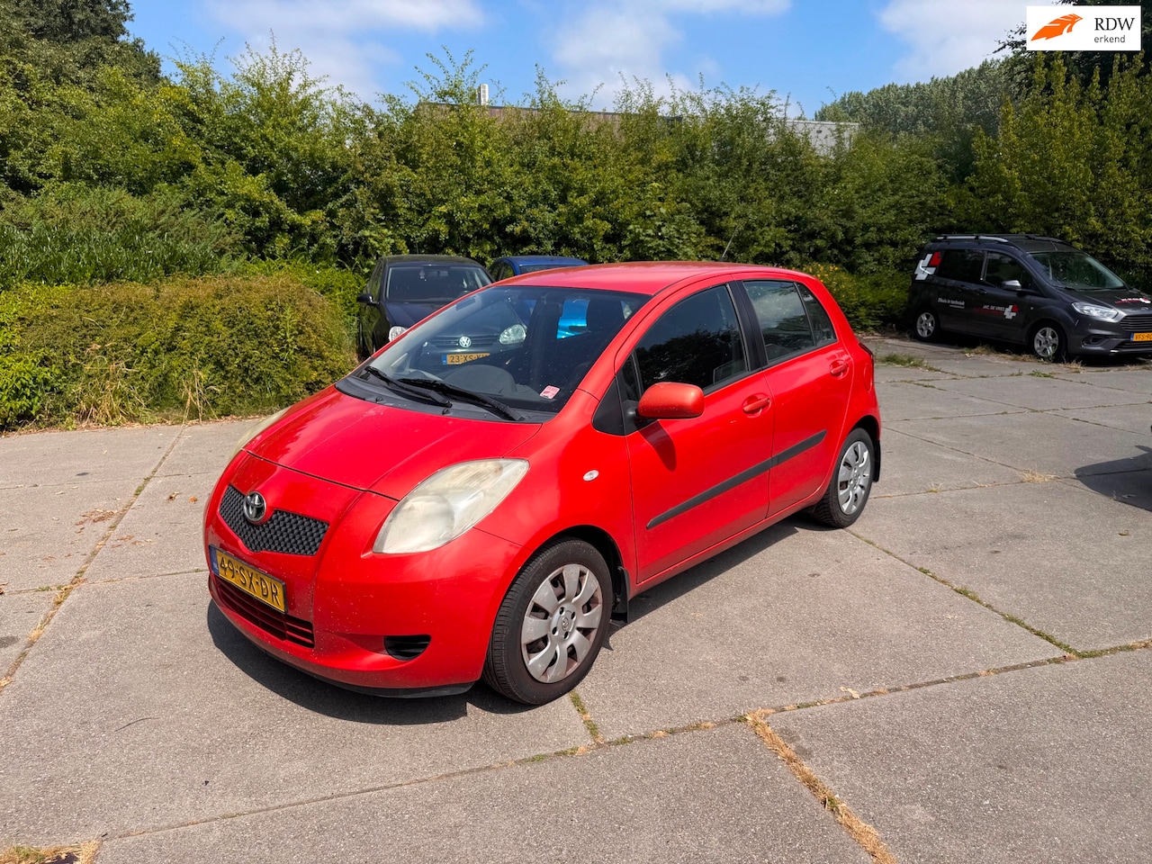 Toyota Yaris - 1.3 VVTi Sol Automaat.Airco.5Deurs - AutoWereld.nl