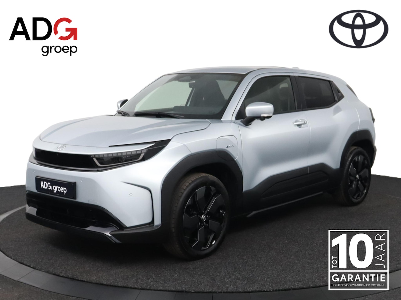 Toyota Urban Cruiser - Dynamic 61 kWh | Nieuw direct leverbaar | 10 jaar fabrieksgarantie | - AutoWereld.nl