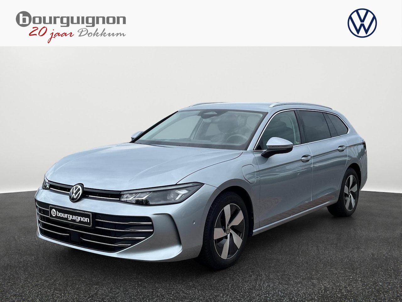 Volkswagen Passat Variant - 1.5 eHybrid Business | PHEV | 204Pk | Trekhaak | LED | A.Camera | Side assist | ACC | - AutoWereld.nl