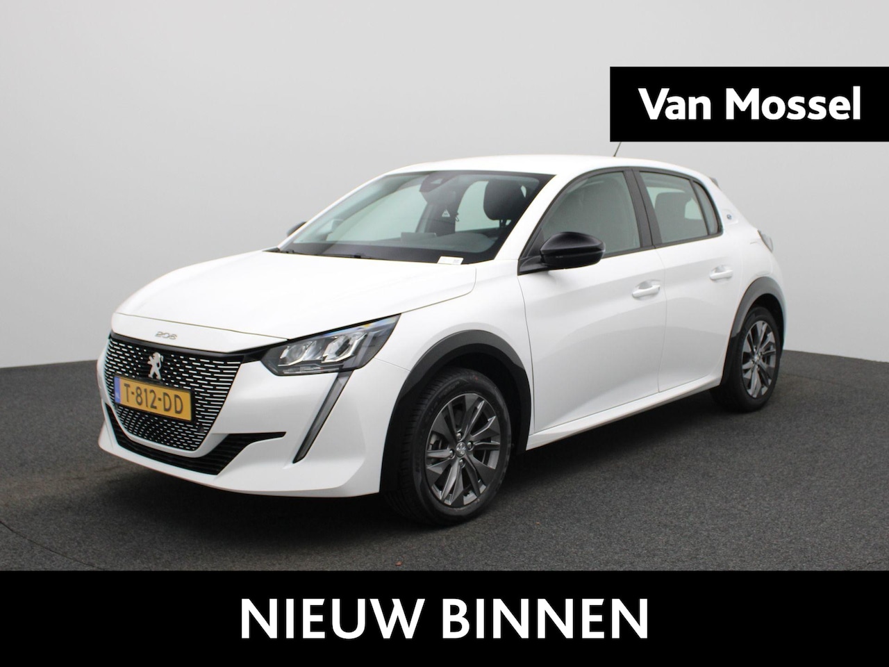 Peugeot e-208 - EV Active Pack 50 kWh | Parkeerhulp | Keyless start | Cruise Control | Unieke KM | Apple C - AutoWereld.nl