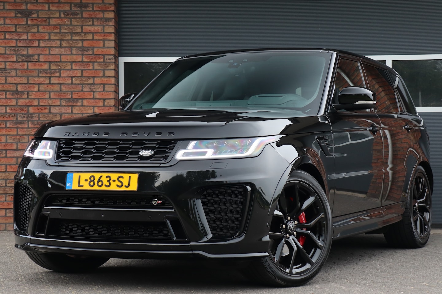Land Rover Range Rover Sport - P575 SVR P575 SVR, Carbon, Pano, BTW - AutoWereld.nl