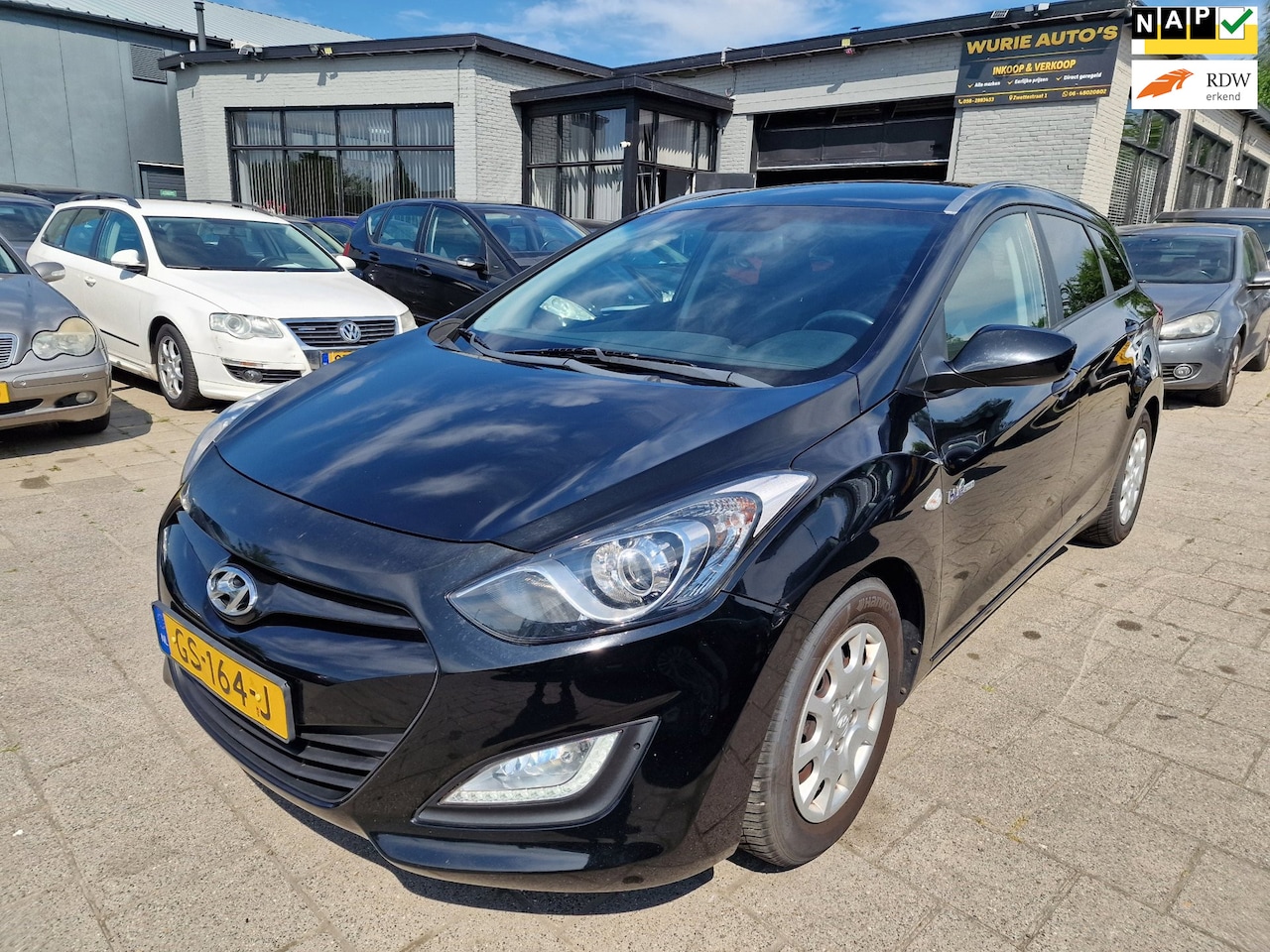 Hyundai i30 Wagon - 1.6 GDI i-Motion/Apk 06-07-2027 - AutoWereld.nl