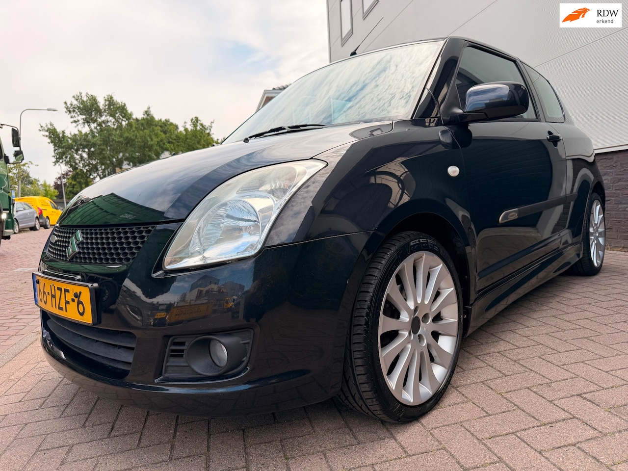 Suzuki Swift - 1.5 Exclusive/Sport/Airco/1eigenaar/Keyless Go entry/Elek-pakket/Apk/Nap - AutoWereld.nl