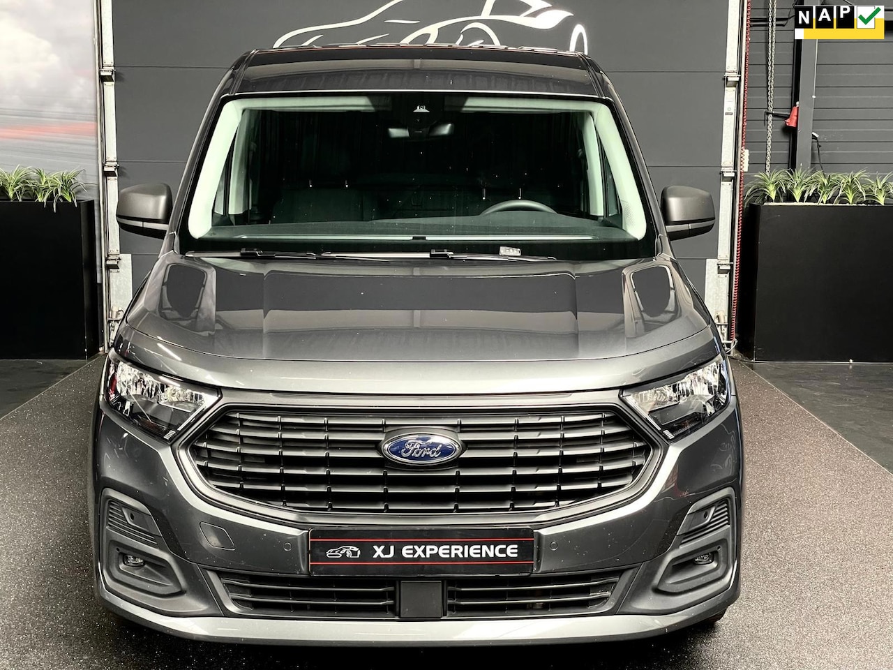 Ford Transit Connect - 2.0 EcoBlue L1 Trend AIRCO NAVI CAR-PLAY TREKH NAP - AutoWereld.nl