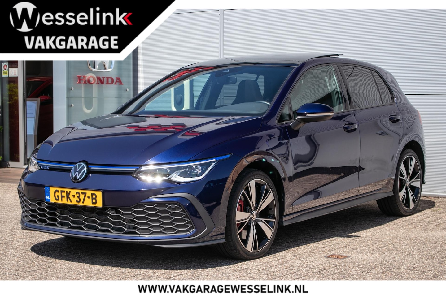 Volkswagen Golf - 1.4 eHybrid GTE - Schuif/-kanteldak | Wegkl. trekhaak | Achterbankverw. | IQ - AutoWereld.nl