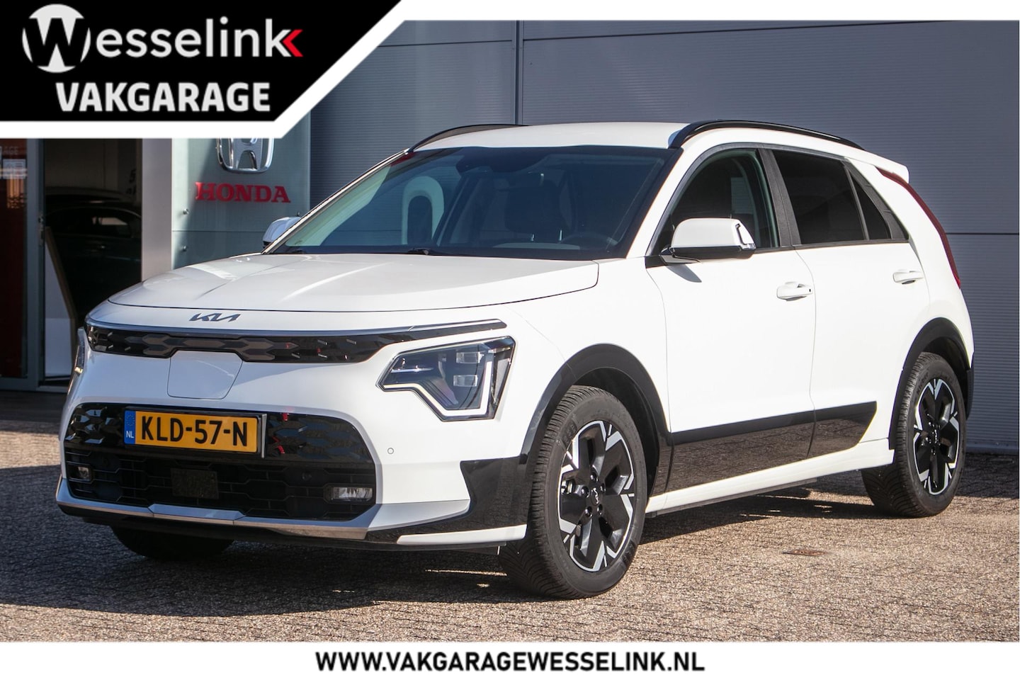 Kia Niro EV - DynamicPlusLine 64.8 kWh - SOH 99% | Leer | Elect. stoel | Nav - AutoWereld.nl