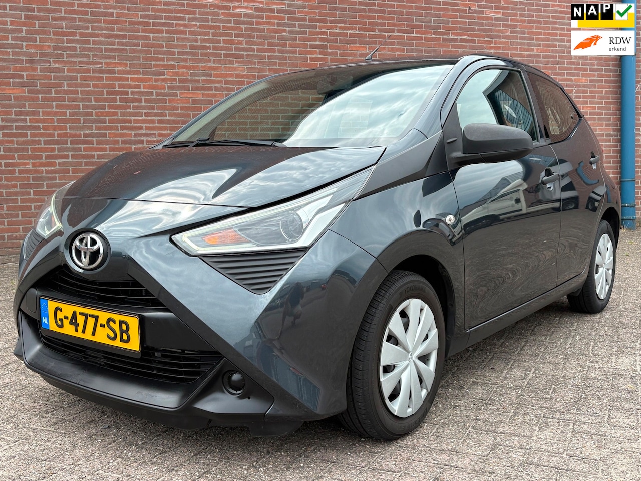 Toyota Aygo - 1.0 VVT-i x-fun 1.0 VVT-i x-fun - AutoWereld.nl