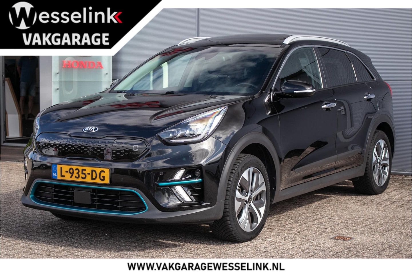 Kia e-Niro - DynamicPlusLine 64 kWh | 3 Fase | schuif/-kanteldak | Stoel+stuurverw. | Nav - AutoWereld.nl
