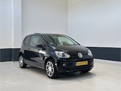 Volkswagen Up! - 1.0 high up Automaat | Navigatie | Panorama | Airco | Lederen bekleding |