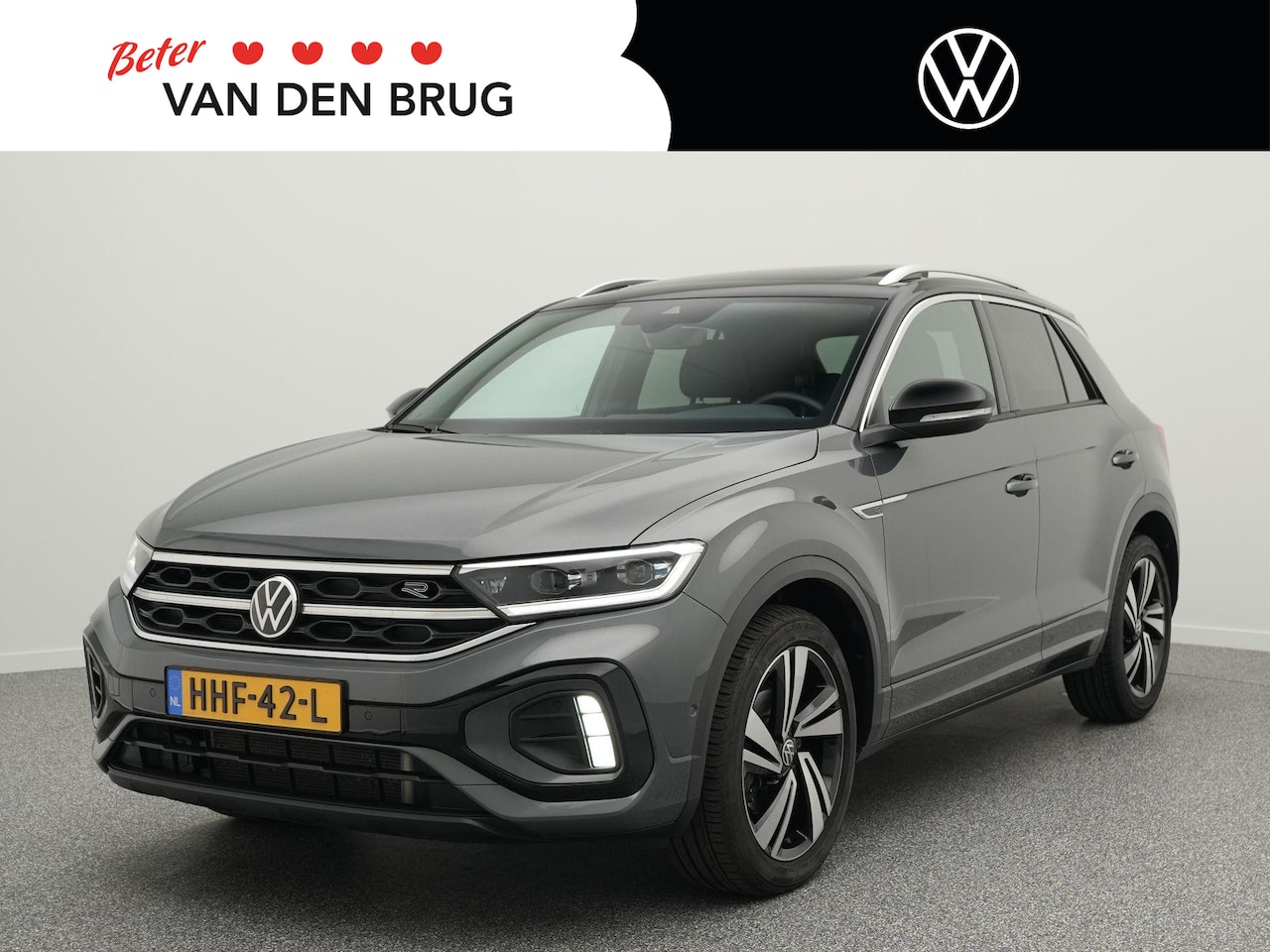 Volkswagen T-Roc - R-Line 1.5 TSI 150 PK Business DSG | LED Matrix IQ | Panoramadak | Achteruitrij Camera | N - AutoWereld.nl