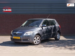 Skoda Fabia - 1.4-16V Elegance Nieuwe Apk