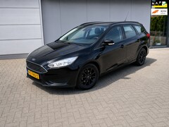 Ford Focus Wagon - 1.0 Trend