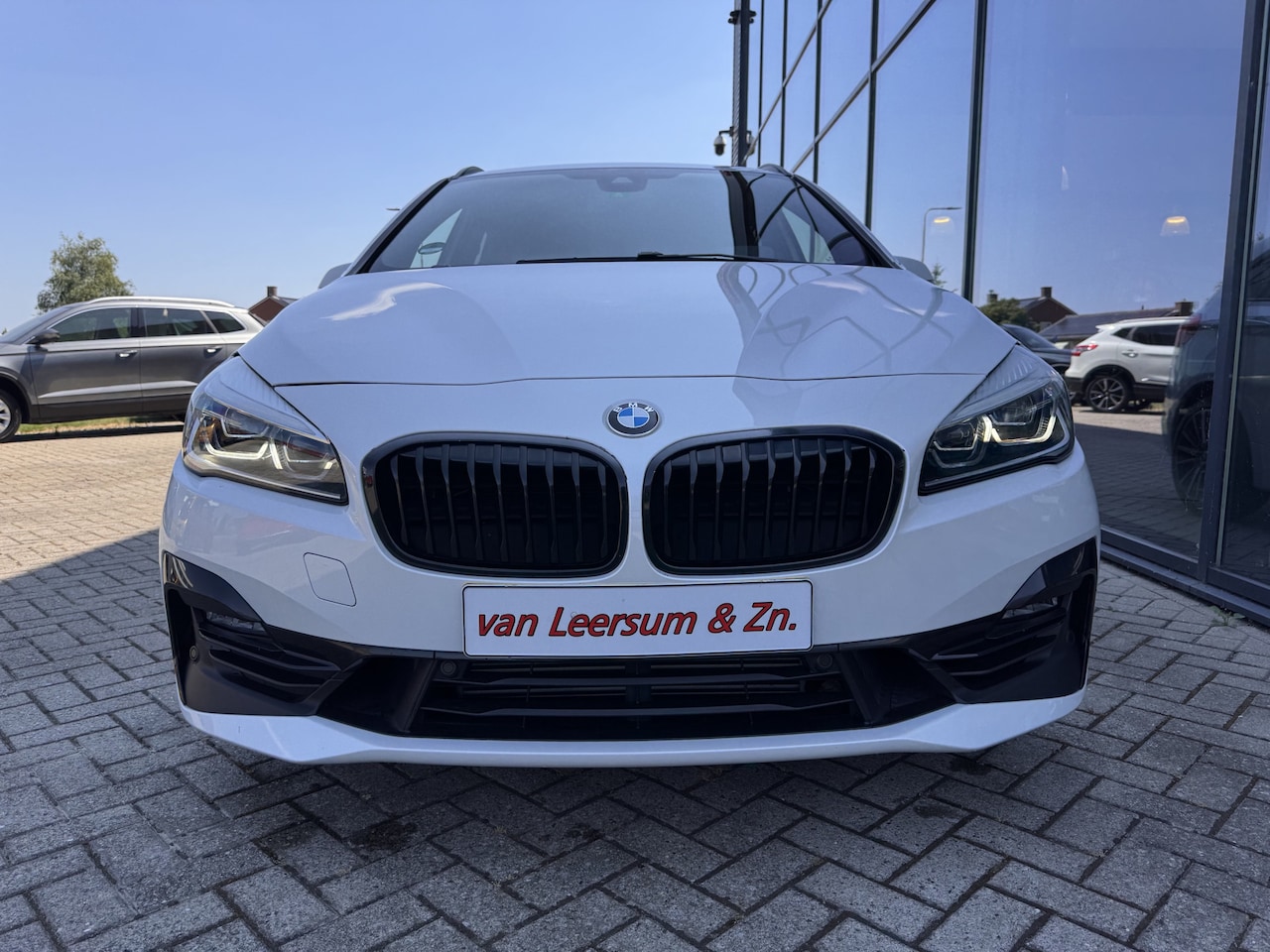 BMW 2-serie Active Tourer - 220i High Executive | Sport Line | Head-up| DAB+ | LED - AutoWereld.nl