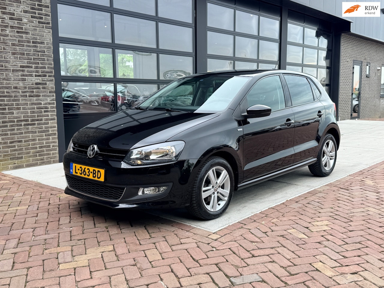 Volkswagen Polo - 1.2 TSI Highline | Autm | Airco | Navi | Cruise | PDC | - AutoWereld.nl