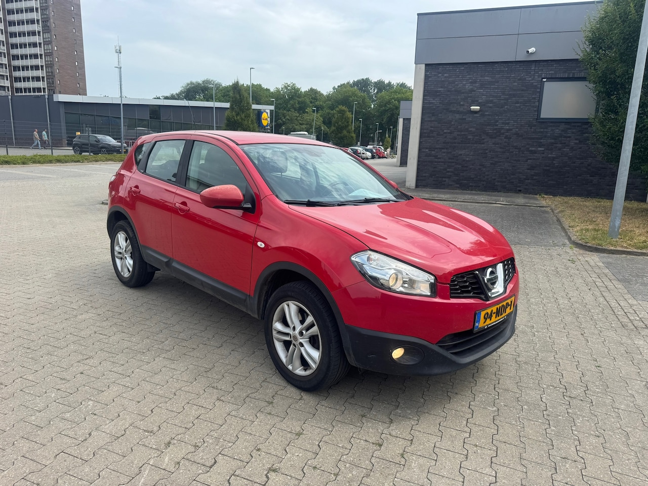 Nissan Qashqai - 2.0 Acenta. AUTOMAAT - AutoWereld.nl
