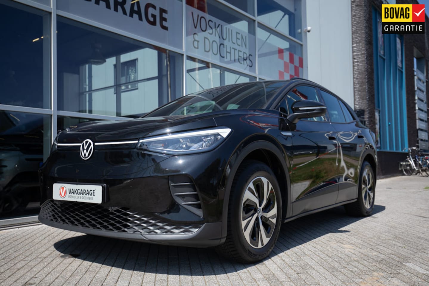 Volkswagen ID.4 - Pure 52 kWh Life Plus | Warmtepomp - AutoWereld.nl