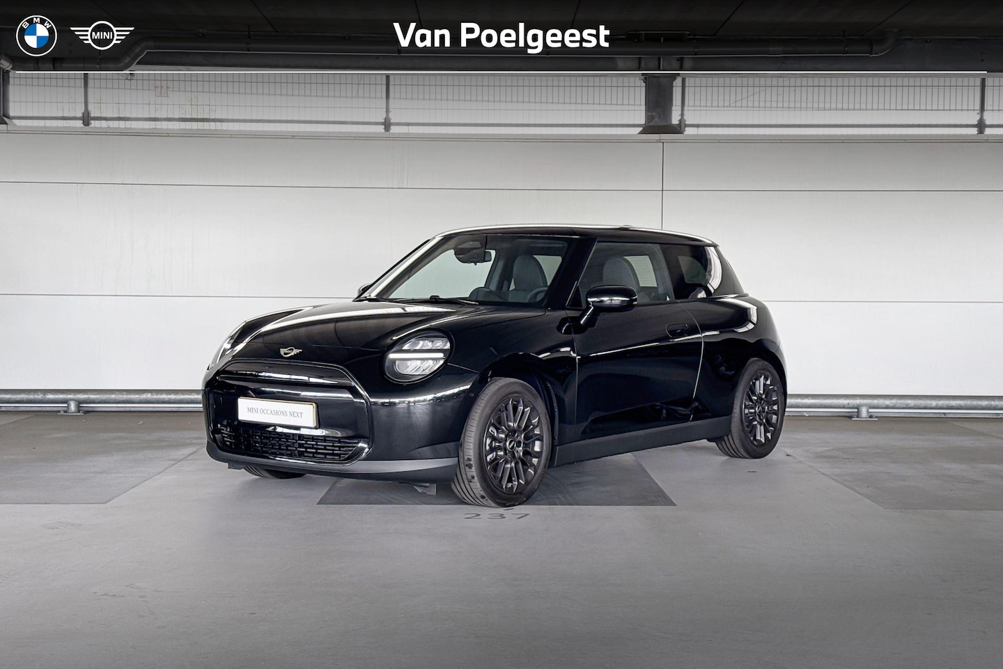 MINI 3-Deurs - Cooper E Blackyard 40.7 kWh - AutoWereld.nl