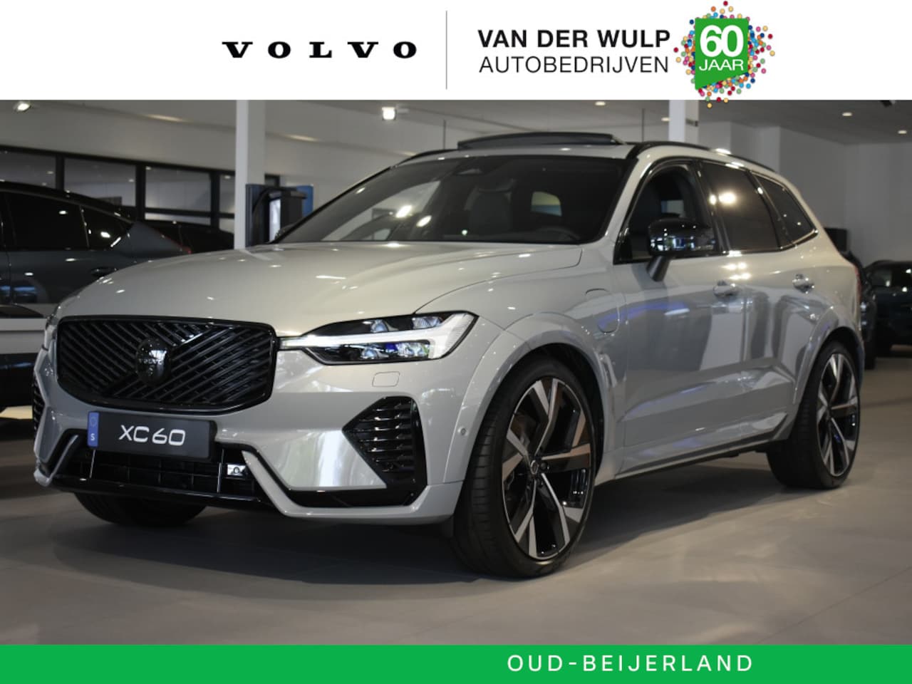 Volvo XC60 - T8 406pk AWD Ultra Black Edition | Luchtvering | 22'' | Getint g - AutoWereld.nl