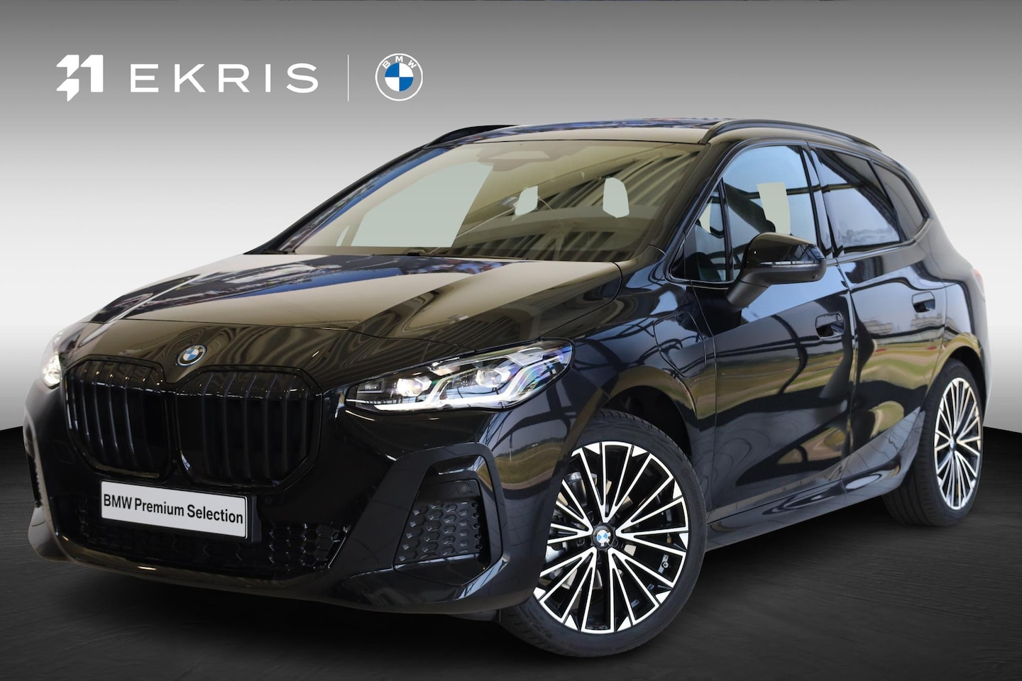 BMW 2-serie Active Tourer - 225e xDrive | M Sportpakket | Comfort Access | Harman/Kardon | Panoramadak | Head-Up Displ - AutoWereld.nl