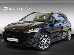 BMW 2-serie Active Tourer - 225e xDrive | M Sportpakket | Comfort Access | Harman/Kardon | Panoramadak | Head-Up Displ