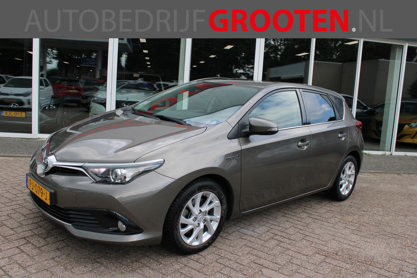 Toyota Auris - 1.8 Hybrid Dynamic 1.8 Hybrid Dynamic - AutoWereld.nl
