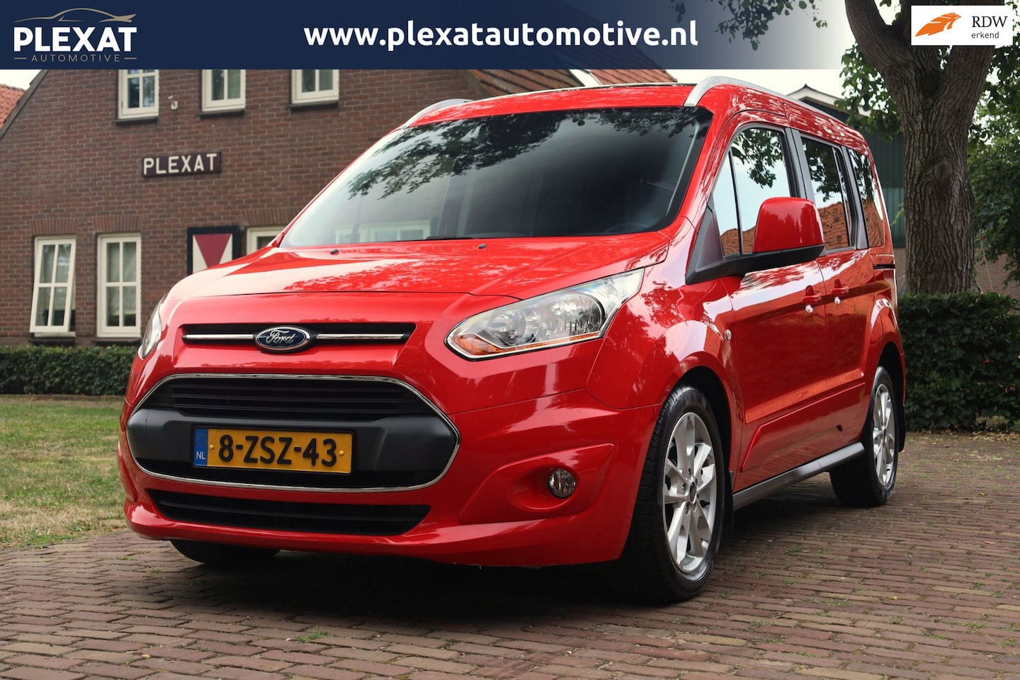 Ford Tourneo Connect Compact - 1.0 Titanium | Slechts 77.000KM | Nieuwe Distributieriem | Panoramadak | Achteruitrijcamer - AutoWereld.nl