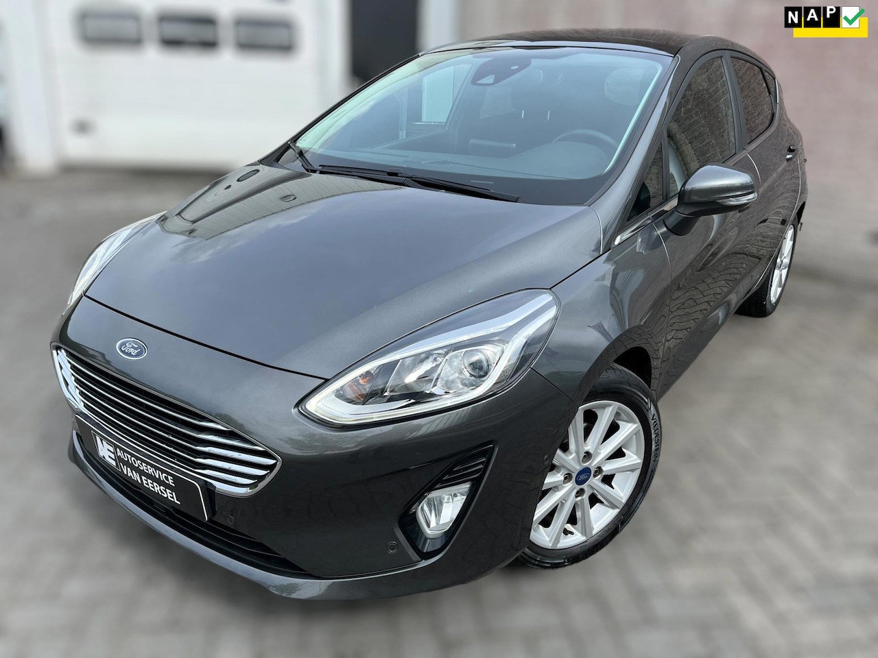 Ford Fiesta - 1.0 EcoBoost Titanium PANO/SCHUIFDAK/PDC V&A/A.UITRIJCAMERA. - AutoWereld.nl