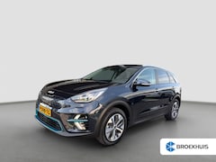 Kia e-Niro - DynamicPlusLine 204pk 64 kWh | SOH 100% | Camera | Carplay | Schuifdak | Trekhaak | Adapti