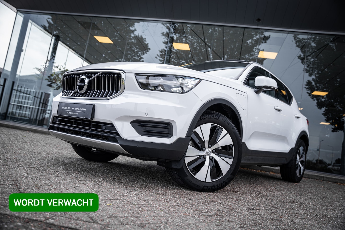 Volvo XC40 - T5 Recharge Inscription ** Stoelverwarming ** Navigatie ** - AutoWereld.nl