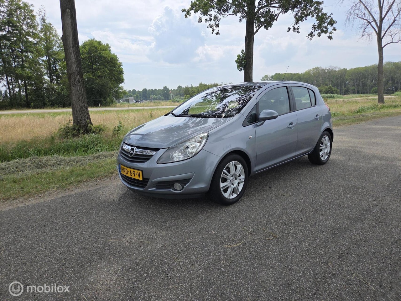 Opel Corsa - 1.4-16V Sport Vol Automaat - AutoWereld.nl