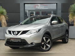 Nissan Qashqai - 1.6 N-Connecta 164pk Panoramadak/Trekhaak/360Camera