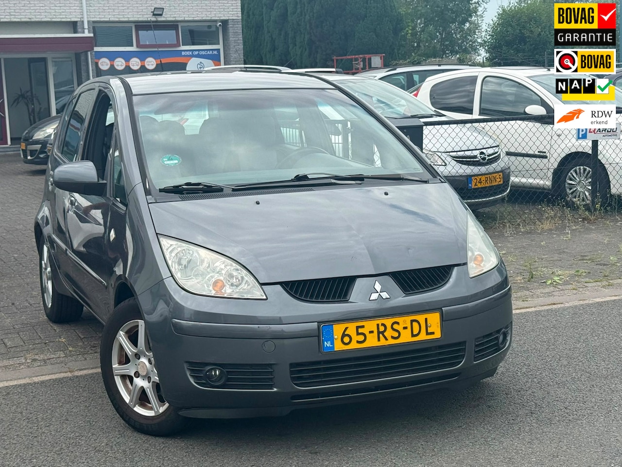 Mitsubishi Colt - 1.3 Invite - AutoWereld.nl