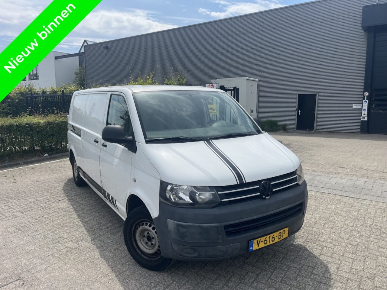 Volkswagen Transporter - 2.0 TDI L2 3Person Achteruitrijcamera - AutoWereld.nl