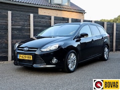 Ford Focus Wagon - 1.6 EcoBoost Titanium nieuwe distributie | 1500kg trekgewicht