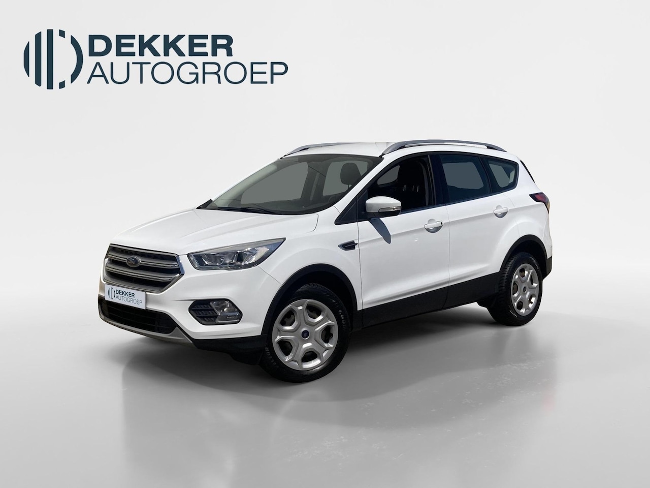 Ford Kuga - 1.5 EcoBoost 120 pk Trend Ultimate Groot Navi - Trekhaak - Voorruitverwarming - AutoWereld.nl