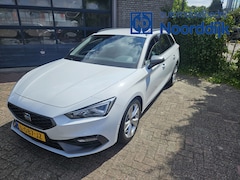 SEAT Leon Sportstourer - 1.5 TSI Style Business Intense