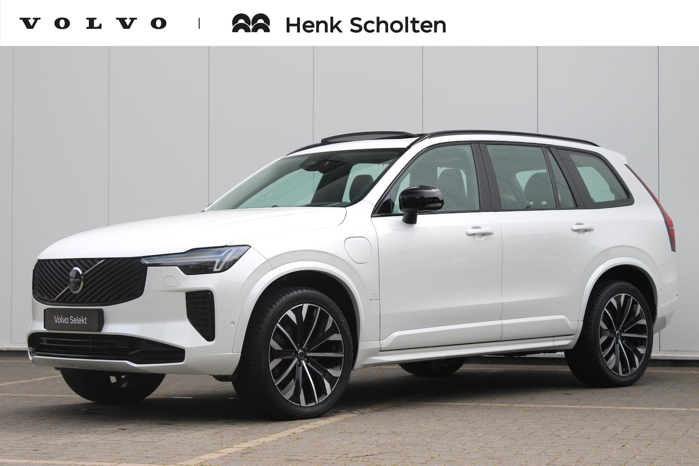 Volvo XC90 - T8 Plug-in hybrid AWD Ultra Dark | Semi-elektrische Trekhaak | Luchtvering | Elektr. Schui - AutoWereld.nl