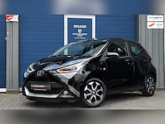 Toyota Aygo - 1.0 VVT-i x-play 5Drs AUTOMAAT Airco Camera Carplay LM velgen