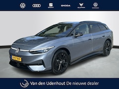 Volkswagen ID.7 Tourer - Limited Edition Plus 77 kWh 286pk Trekhaak Panoramadak / Demonstratie auto